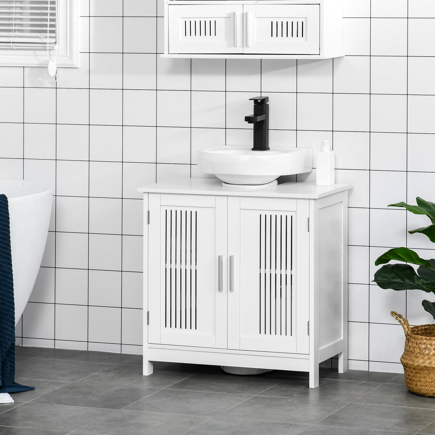 kleankin White Bathroom Under-Sink Cabinet, Adjustable Shelf
