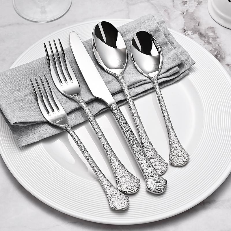 Classic Stainless Steel Flatware Set Sleek Design Durable Material For Everyday Dining