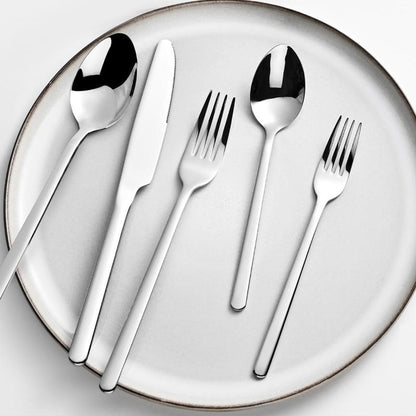 Classic Stainless Steel Flatware Set Sleek Design Durable Material For Everyday Dining