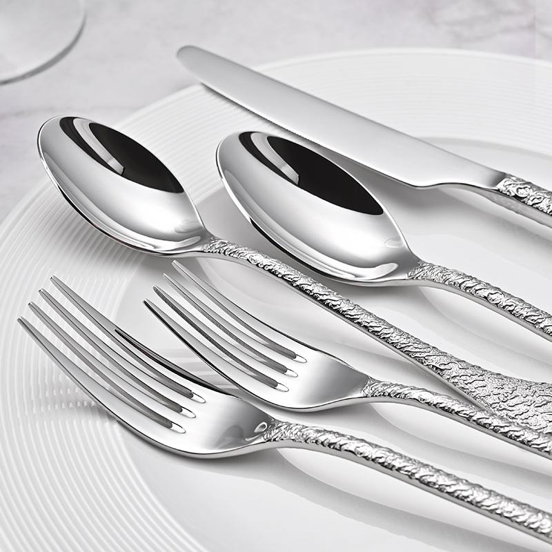 Classic Stainless Steel Flatware Set Sleek Design Durable Material For Everyday Dining